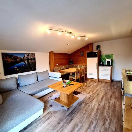 Luttinger-hohenegg Apartment